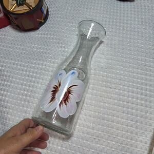 GRANT HOWARD 32 OZ HANDPAINTED GLASS BEVERAGE CARAFE
